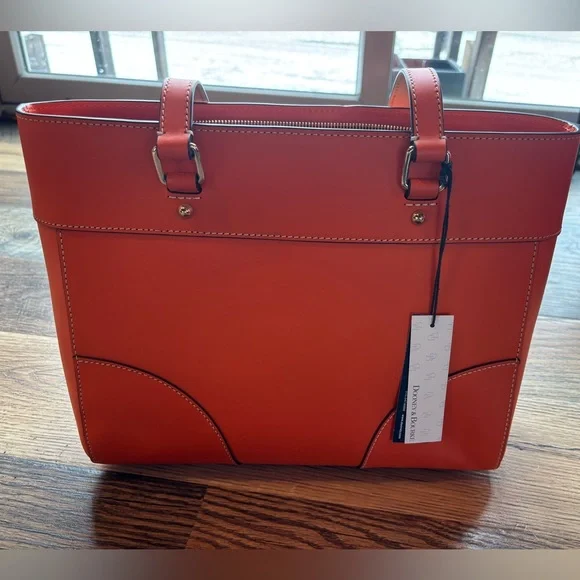 Firm Dooney & Bourke Vibrant Orange Tote - Picture 11 of 11